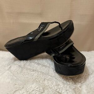 Coach Black Signature Wedge Sandals Women’s 8B | Repair Needed